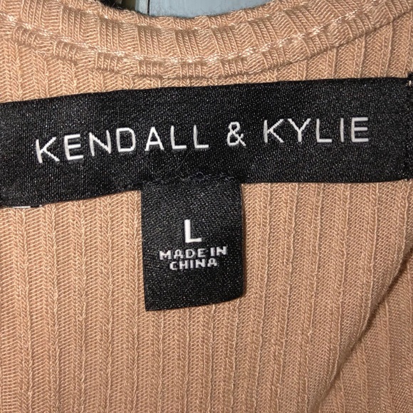 Kendall & Kylie Dress - Picture 3 of 6